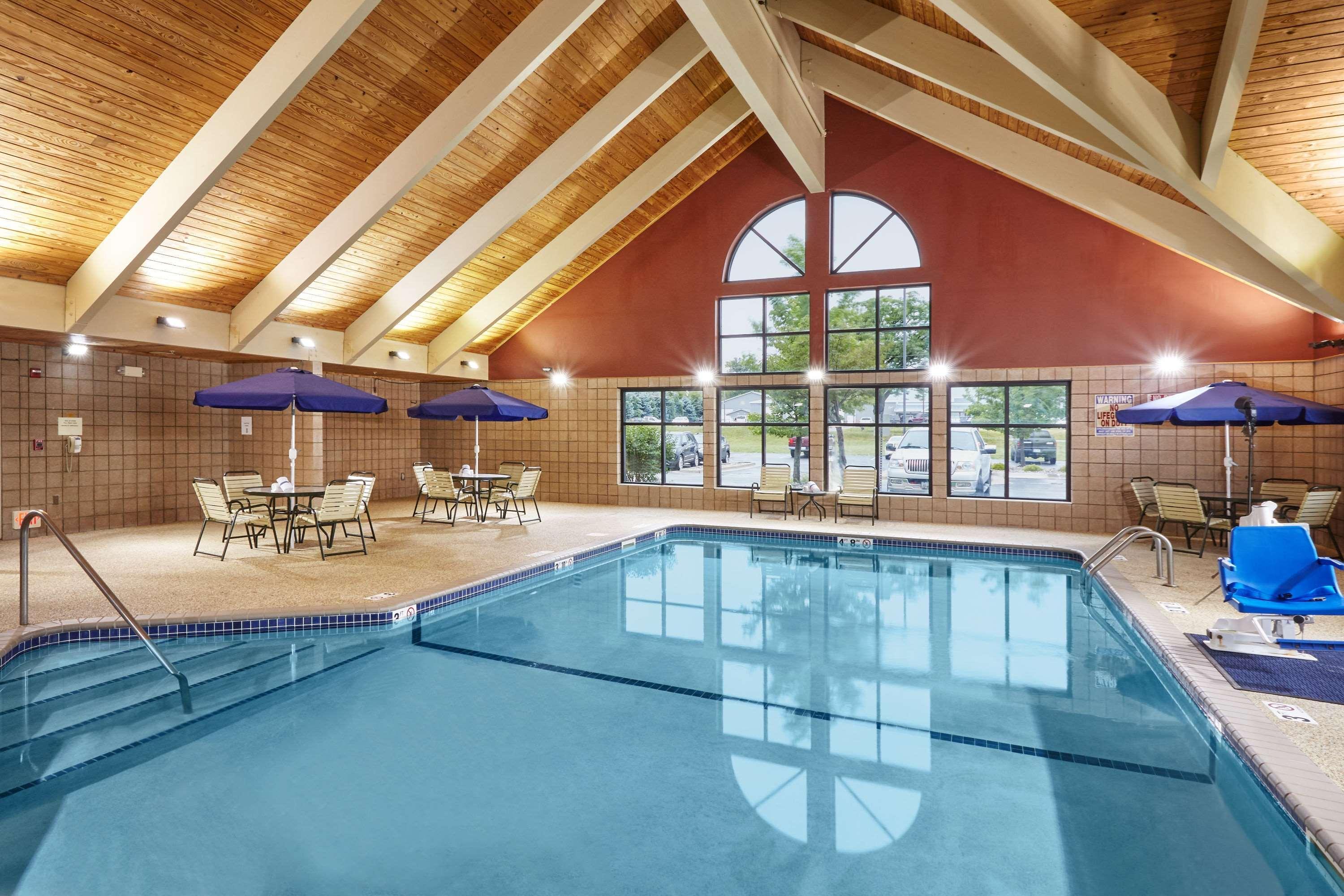 Americinn By Wyndham Greenville Екстериор снимка